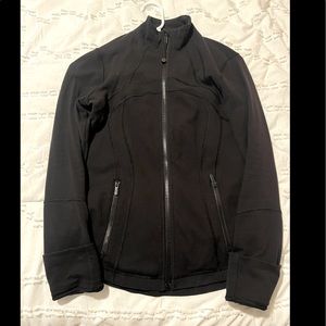 ISO TRADE BLACK LULULEMON DEFINE JACKET